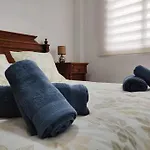 Boliches Wabi شقة فوينخيرولا